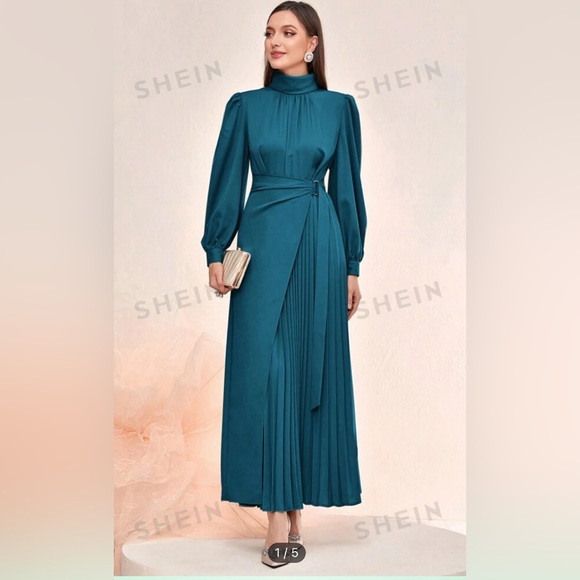 Brand new! Pleated Faux Wrap Dress - Picture 3 of 3